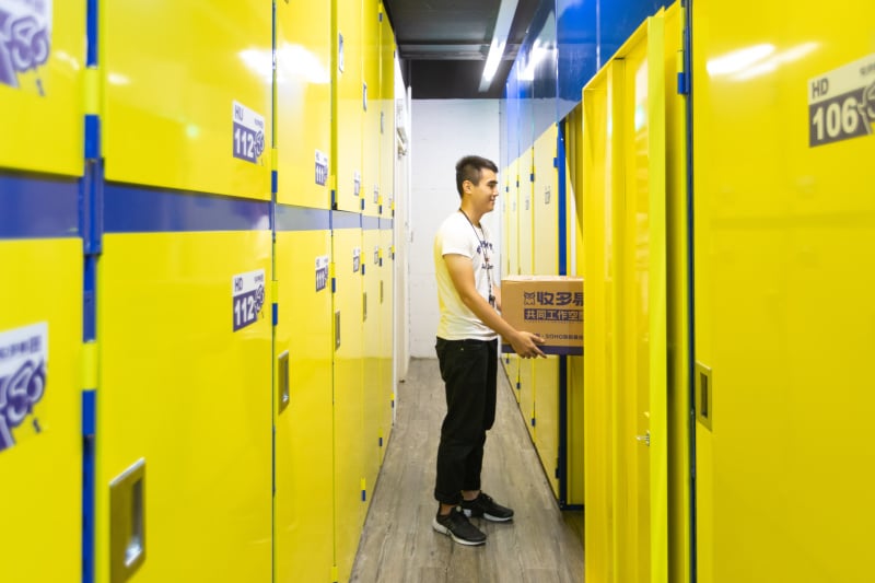 收多易迷你倉庫南港車站店,設有全高倉位以及半層倉位
