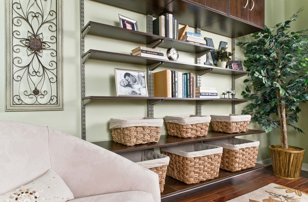 small-apartment-shelving-organization 書櫃收納