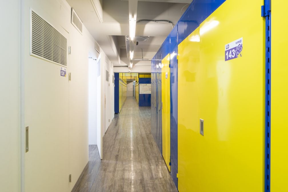 收多易迷你倉庫天母店,倉庫環境乾淨明亮,工業級除濕機確保物品不發霉 天母智能庫倉