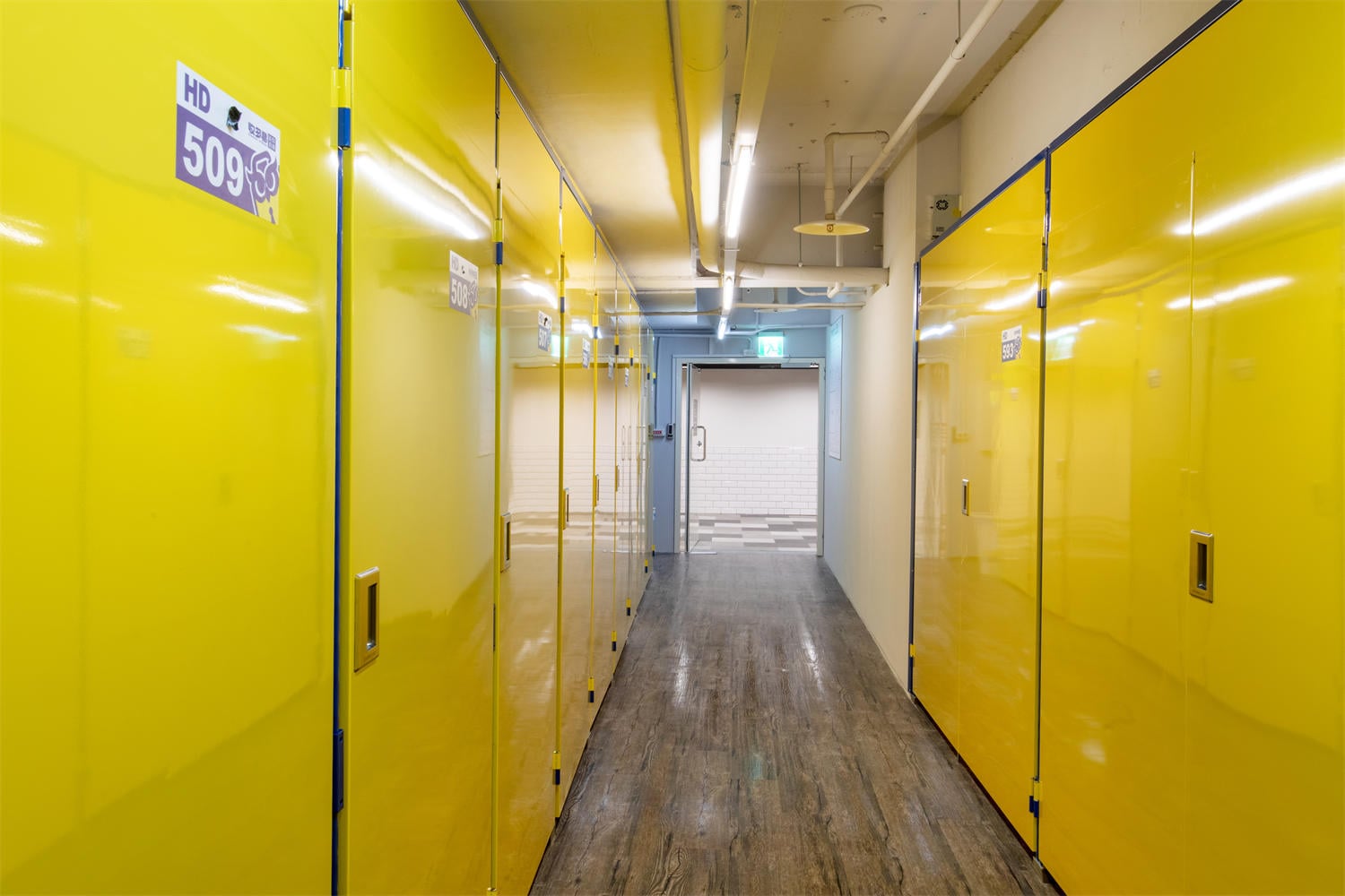 收多易迷你倉庫南港興華店,倉庫乾淨明亮,環境整潔